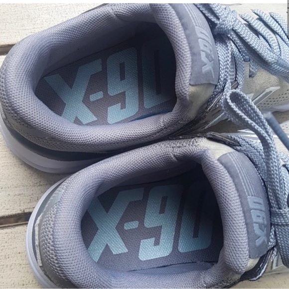 New balance - Picture 3 of 4